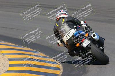 media/Nov-06-2022-SoCal Trackdays (Sun) [[208d2ccc26]]/Turn 10 Backside (1030am)/